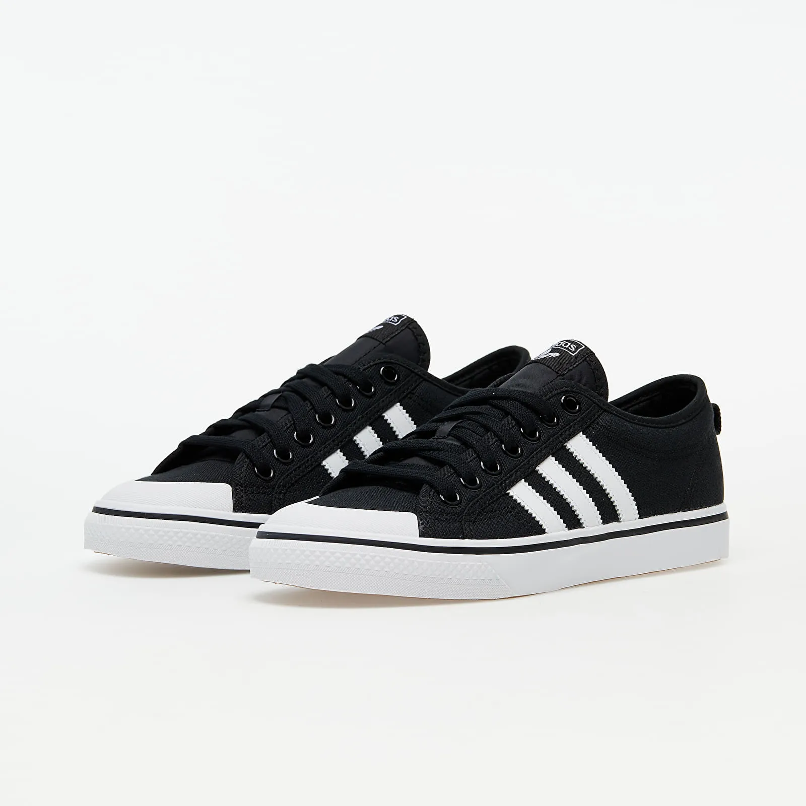 adidas Nizza