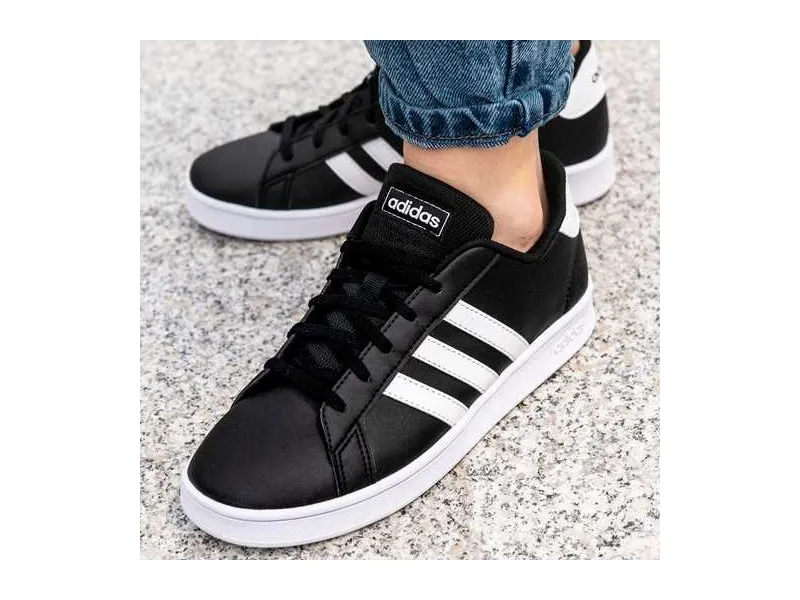 DEPORTIVO ADIDAS GRAND COURT K EF0102 EN COLOR NEGRO