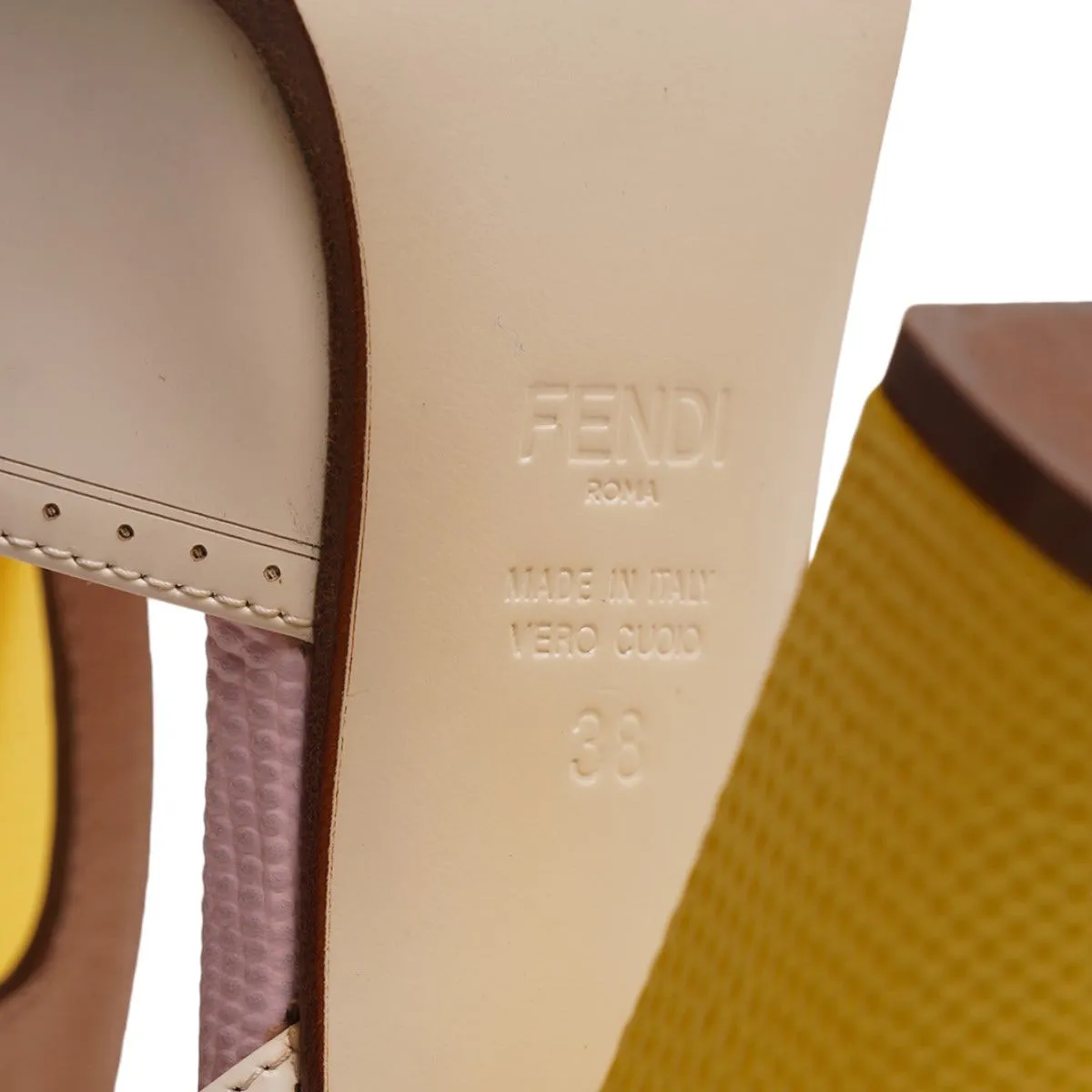 Fendi Sandalias