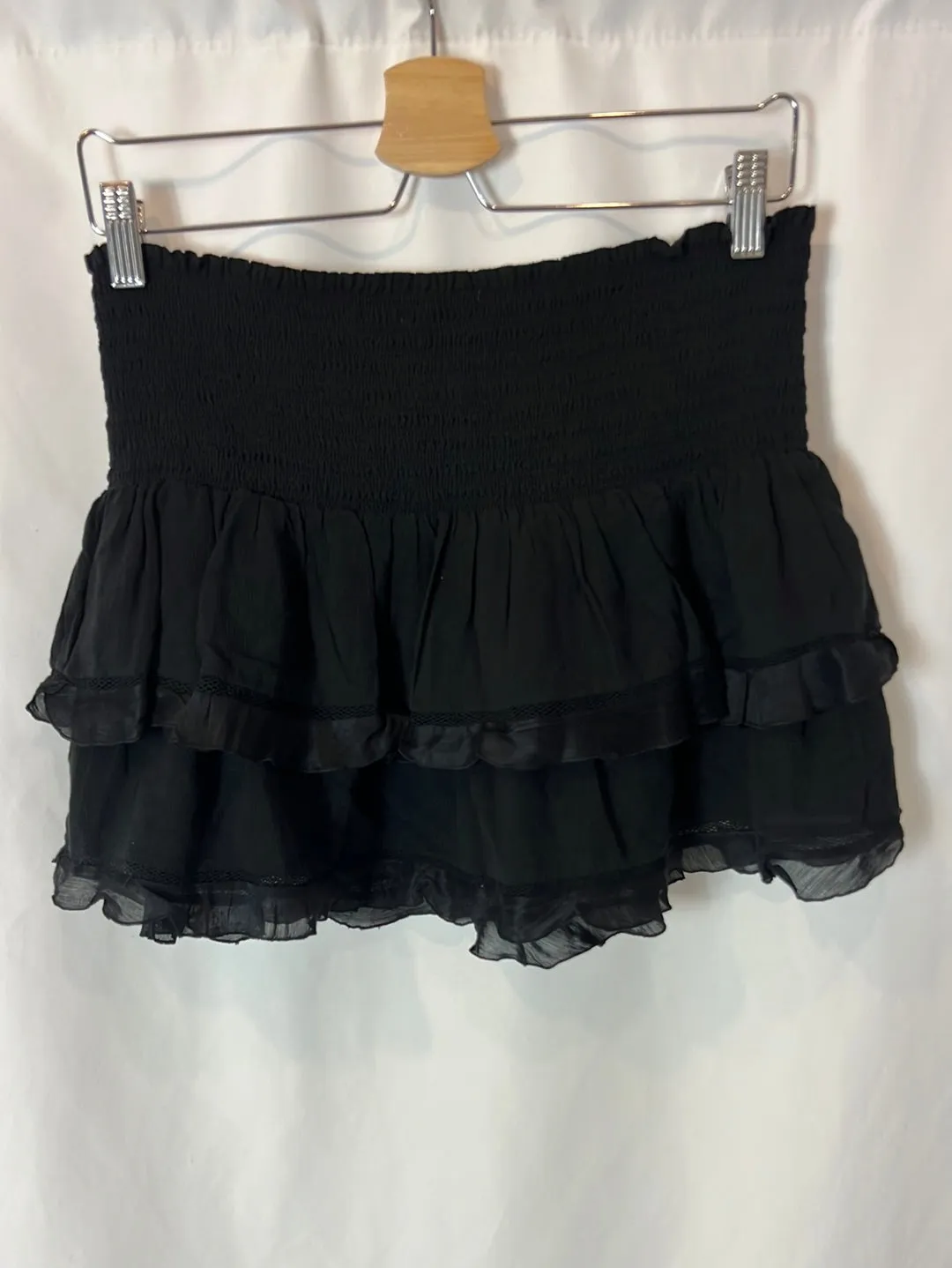 ISABEL MARANT. Falda negra volantes mezcla texturas. T 40