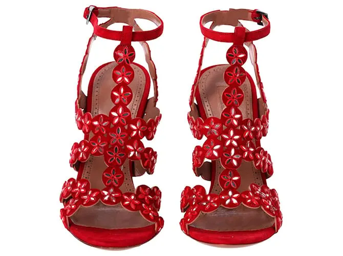 Sandalias Alaïa con adornos de espejo en ante rojo Roja 