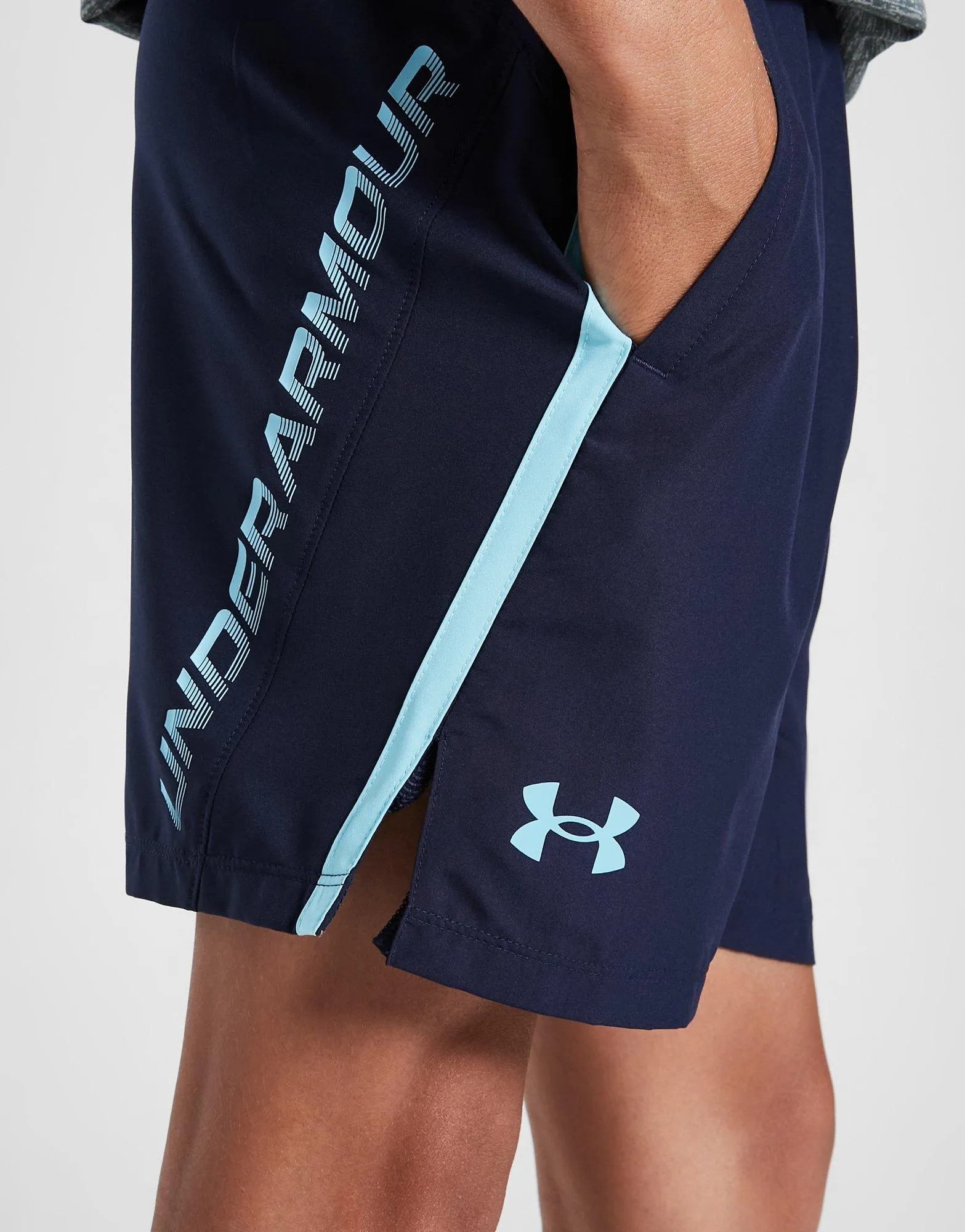 Under Armour Pantalón corto Launch júnior